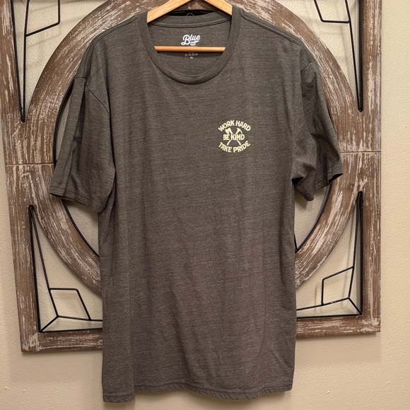 Barnwood Builders Tshirt - Picture 1 of 3